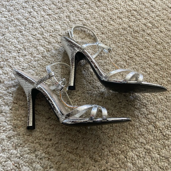 Platinum BP silver heels - never worn - Picture 4 of 6